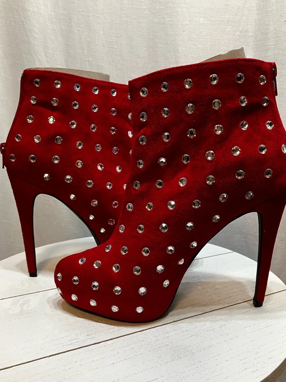 Scene Weaver Red Studded Suede Platform Ankle Booties New in box